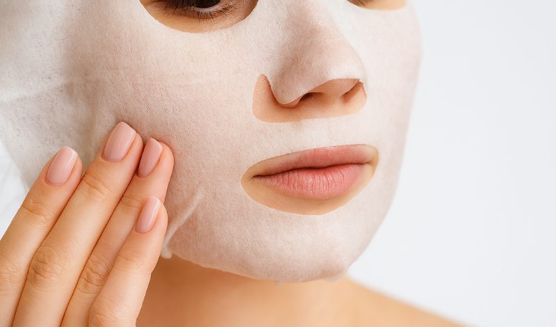 Cách lựa chọn chất liệu làm mặt nạ phù hợp với từng loại da