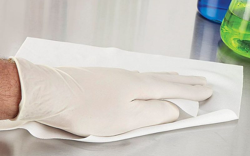 Khả Năng Thấm Hút Dầu Mỡ & Hóa Chất Vượt Trội